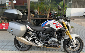 BMW R1200R 2017 0A04