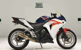 HONDA CBR250R GEN 3 MC41