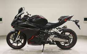 HONDA CBR250RR A MC51