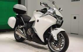 HONDA VFR1200F DCT 2011 SC63