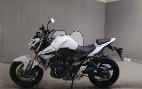 SUZUKI GSR750 C5112