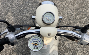 SUZUKI LETS4 CA45A