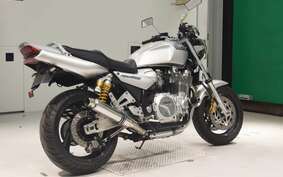 YAMAHA XJR1300 1998 RP01J