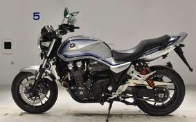 HONDA CB1300SF SUPER FOUR Gen. 3 2023 SC54