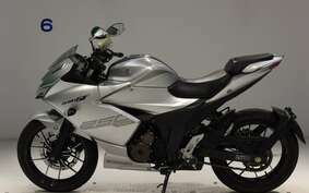 SUZUKI GIXXER 250 SF ED22B