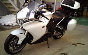 HONDA VFR1200F 2010 SC63