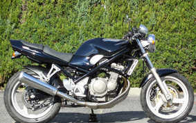 SUZUKI BANDIT 250 GJ74A