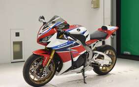 HONDA CBR1000RR SPECIAL EDITION 2015