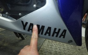 YAMAHA YZF-R25 A RG10J