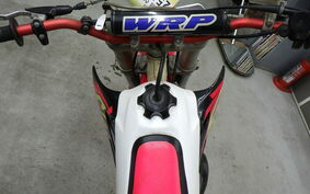 HONDA CR125R JE01