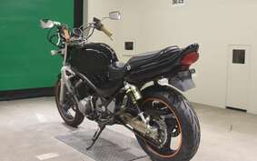 SUZUKI GSX250FX ZR250C