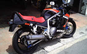 SUZUKI GSX-R750 1986 GR71G