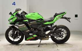 KAWASAKI ZX-25R ZX250E