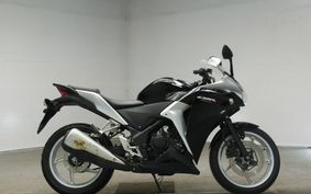 HONDA CBR250R MC41