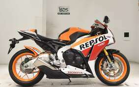 HONDA CBR1000RR SPECIAL EDITION 2015 SC59