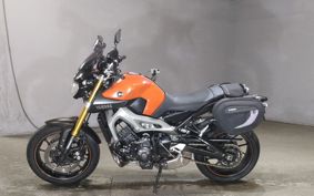 YAMAHA MT-09 RN34J