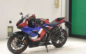 HONDA CBR1000RR R SC82