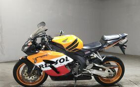 HONDA CBR1000RR 2005 SC57