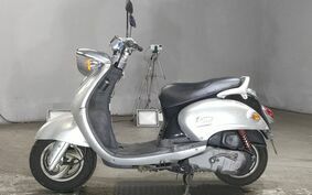 YAMAHA VINO 125 SE24