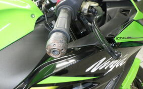 KAWASAKI ZX 10 NINJA R A 2019 ZXT02E