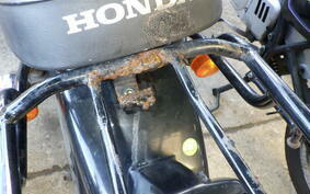 HONDA APE 100 HC07