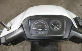 SUZUKI ADDRESS V100 CE13A