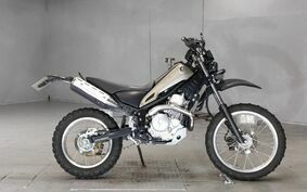 YAMAHA TRICKER DG32J