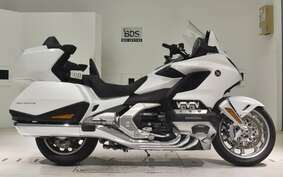 HONDA GL 1800 GOLD WING TOUR DCT 2021 SC79