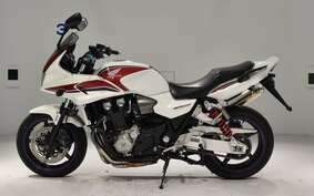 HONDA CB1300SB SUPER BOLDOR A 2010 SC54