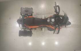 KTM 890 ADVENTURE	 2023 TS640