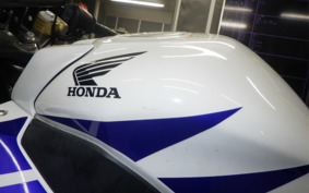 HONDA CBR250R GEN 3 MC41