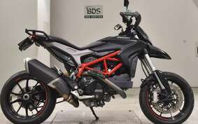 DUCATI HYPERMOTARD 820 2015