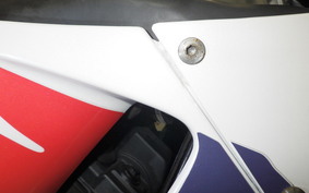 HONDA CBR250RR MC22