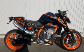 KTM 890 DUKE R 2023 TU940
