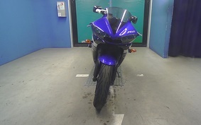 YAMAHA YZF-R6 2004 RJ05