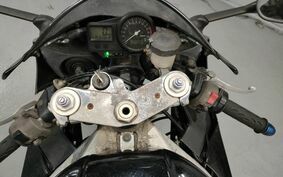 YAMAHA YZF-R1 2006 RN011