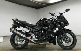 SUZUKI BANDIT 1250 F 2010 GW72A