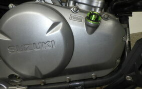 SUZUKI GSR250