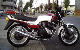 HONDA CBX550F PC04