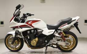 HONDA CB1300SB SUPER BOLDOR A 2012 SC54