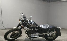 YAMAHA VIRAGO 250 3DM