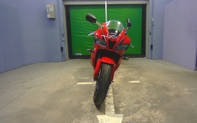 HONDA CBR600RR GEN 3 2011 PC40