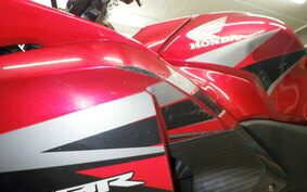 HONDA CBR250R GEN 3 MC41