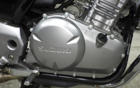 SUZUKI GSR250