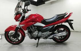 SUZUKI GSR250 GJ55D