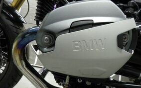 BMW R NINE T 2015