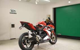 HONDA CBR250RR MC51