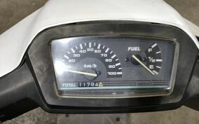 SUZUKI ADDRESS V100 CE11A