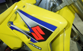 SUZUKI RM125