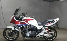 HONDA CB1300SB SUPER BOLDOR 2015 SC54